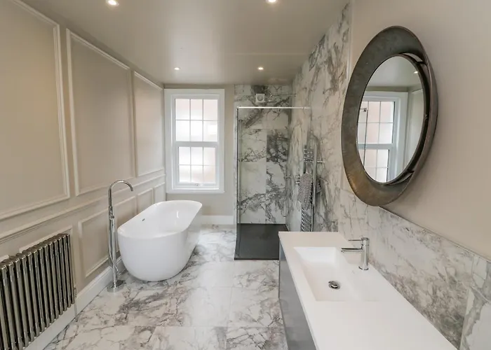 Railway House * Scarborough