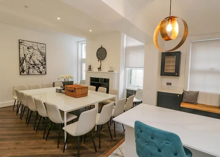 Railway House Scarborough